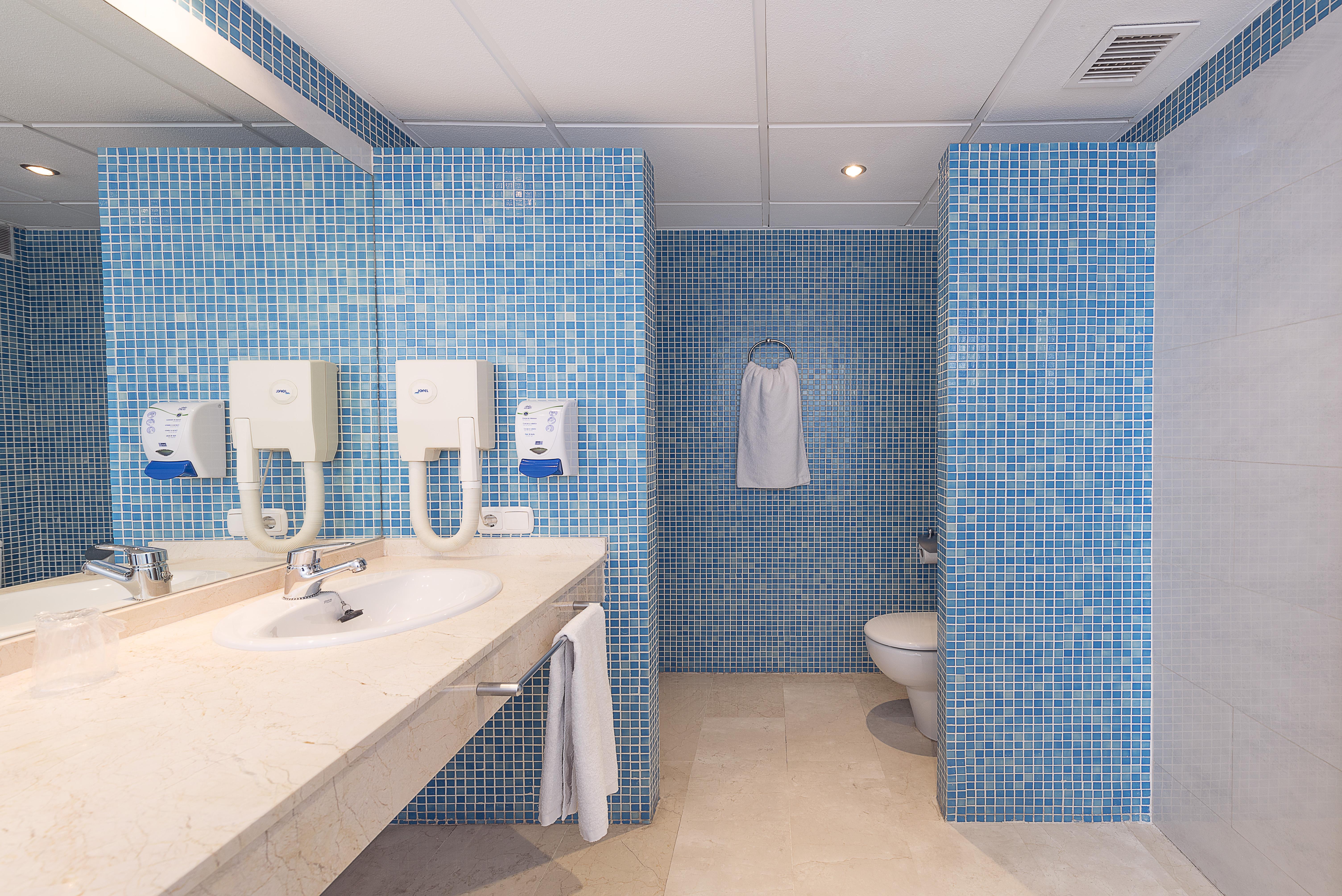 Hotel Tocina Business Альболоте Екстер'єр фото
